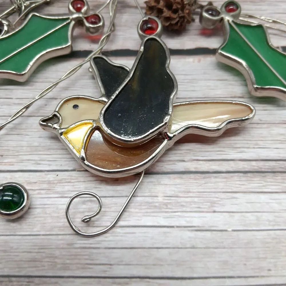 Vintage Stained Glass Suncatcher Robin And Holly Christmas Ornament Decoration